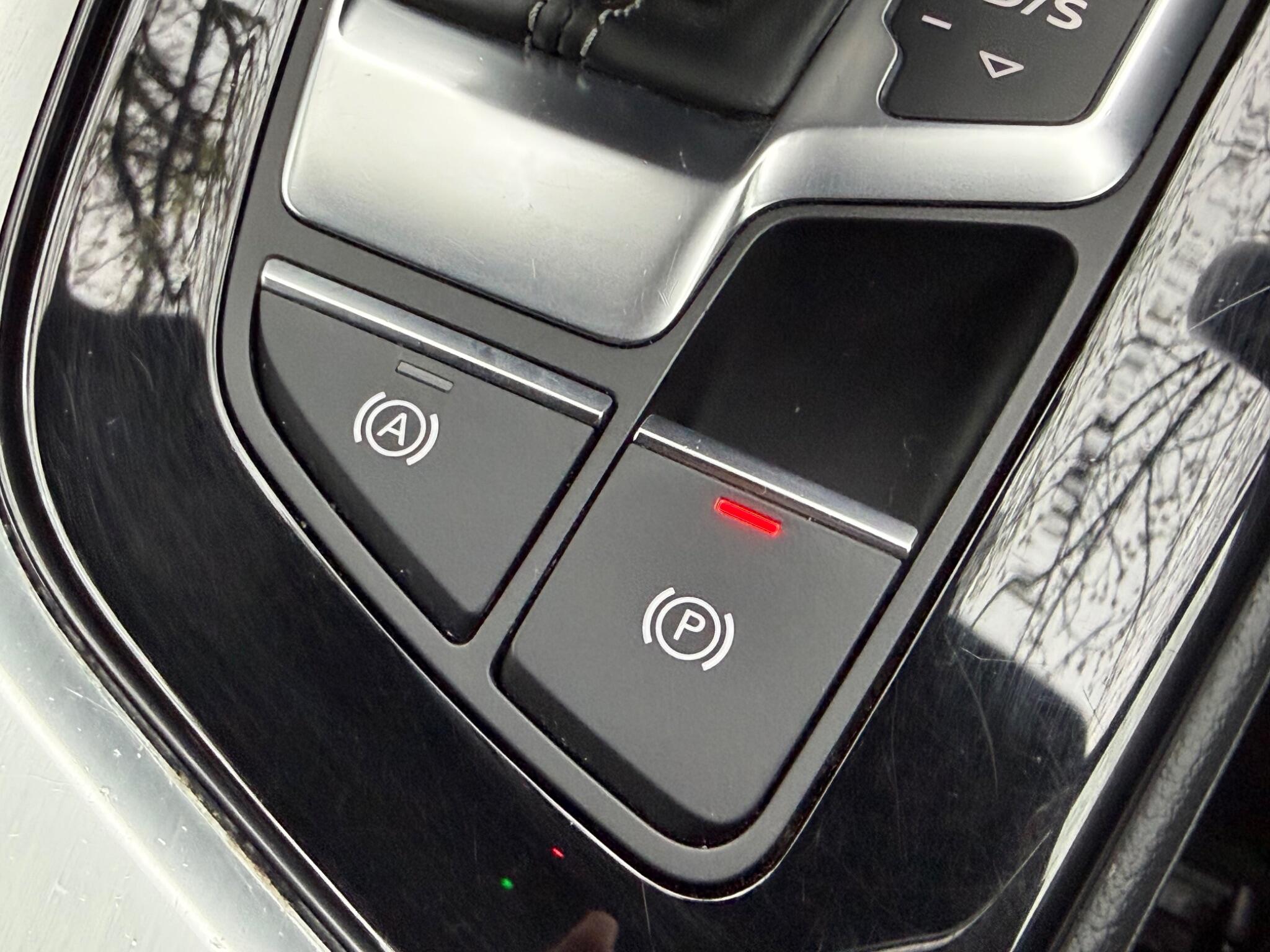 Audi A4 Avant - Image 38