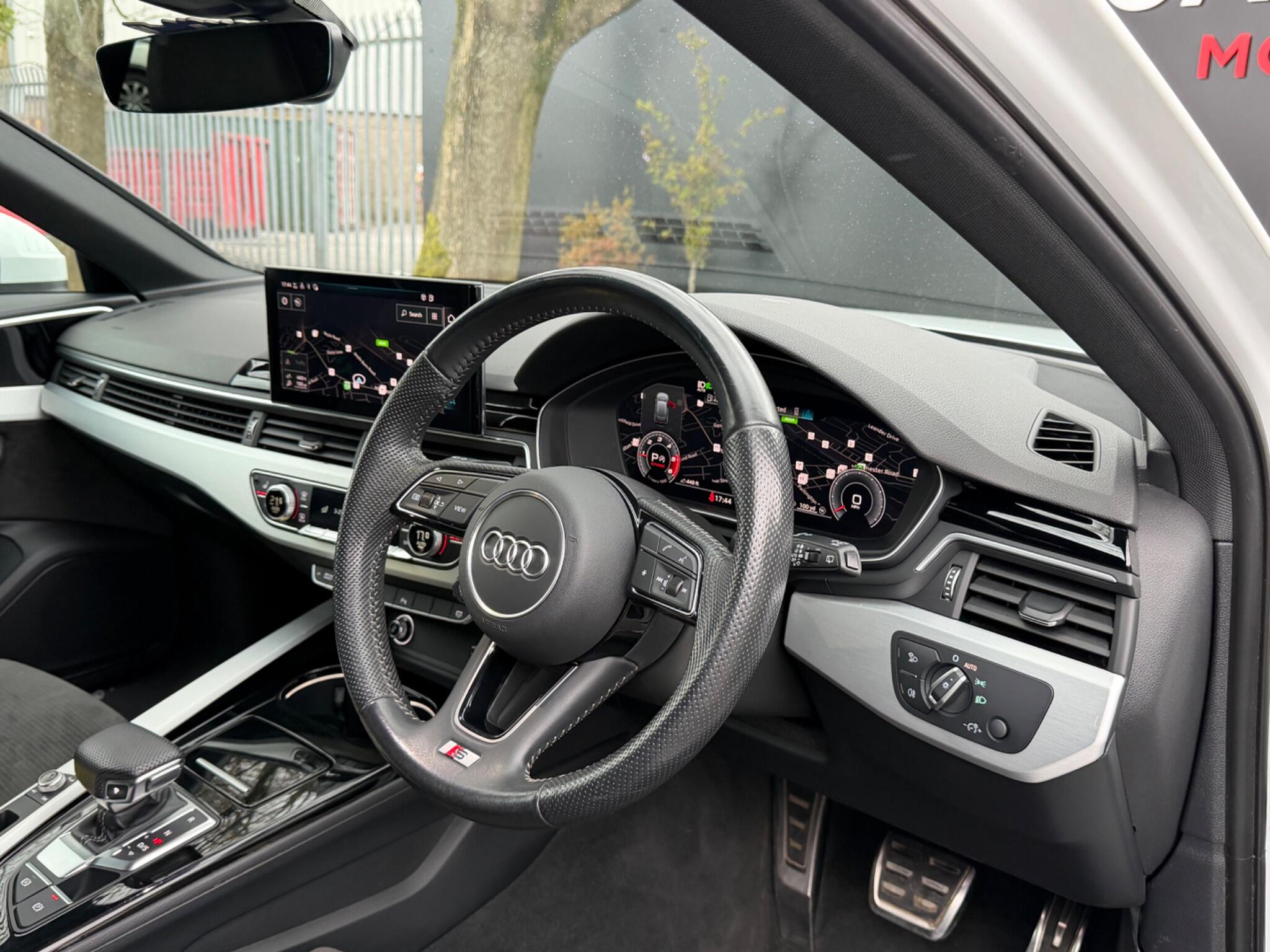 Audi A4 Avant - Image 58