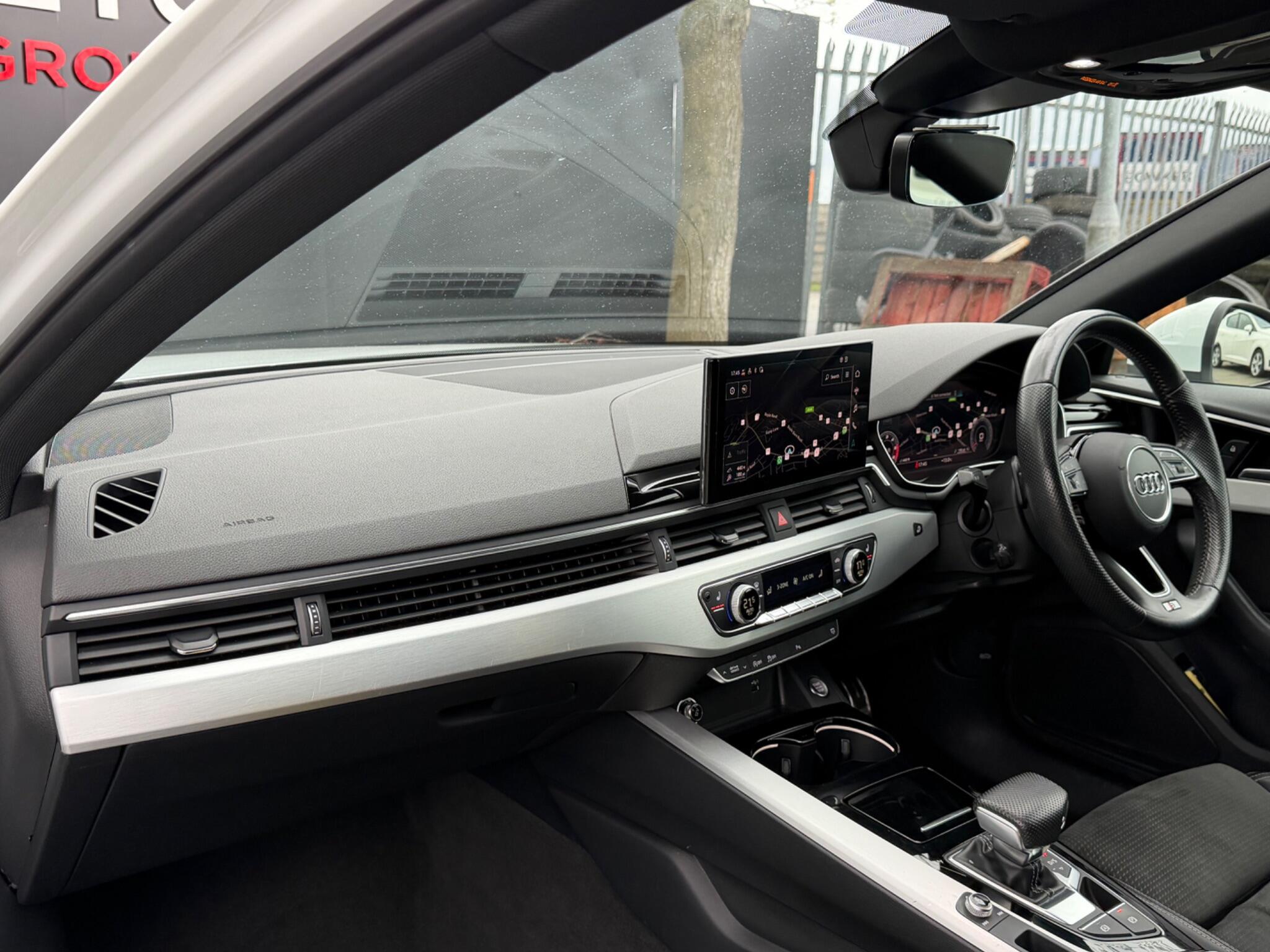 Audi A4 Avant - Image 59