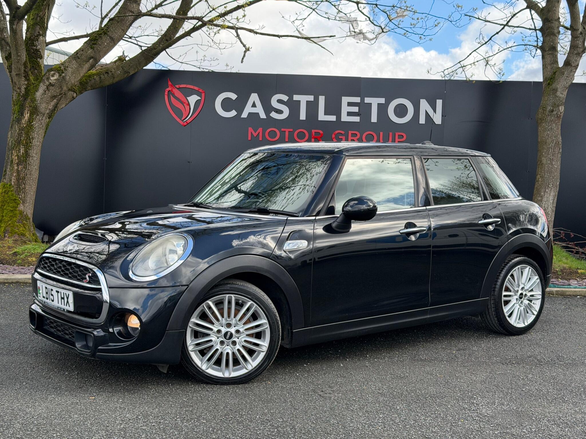 MINI Hatch - Image 2