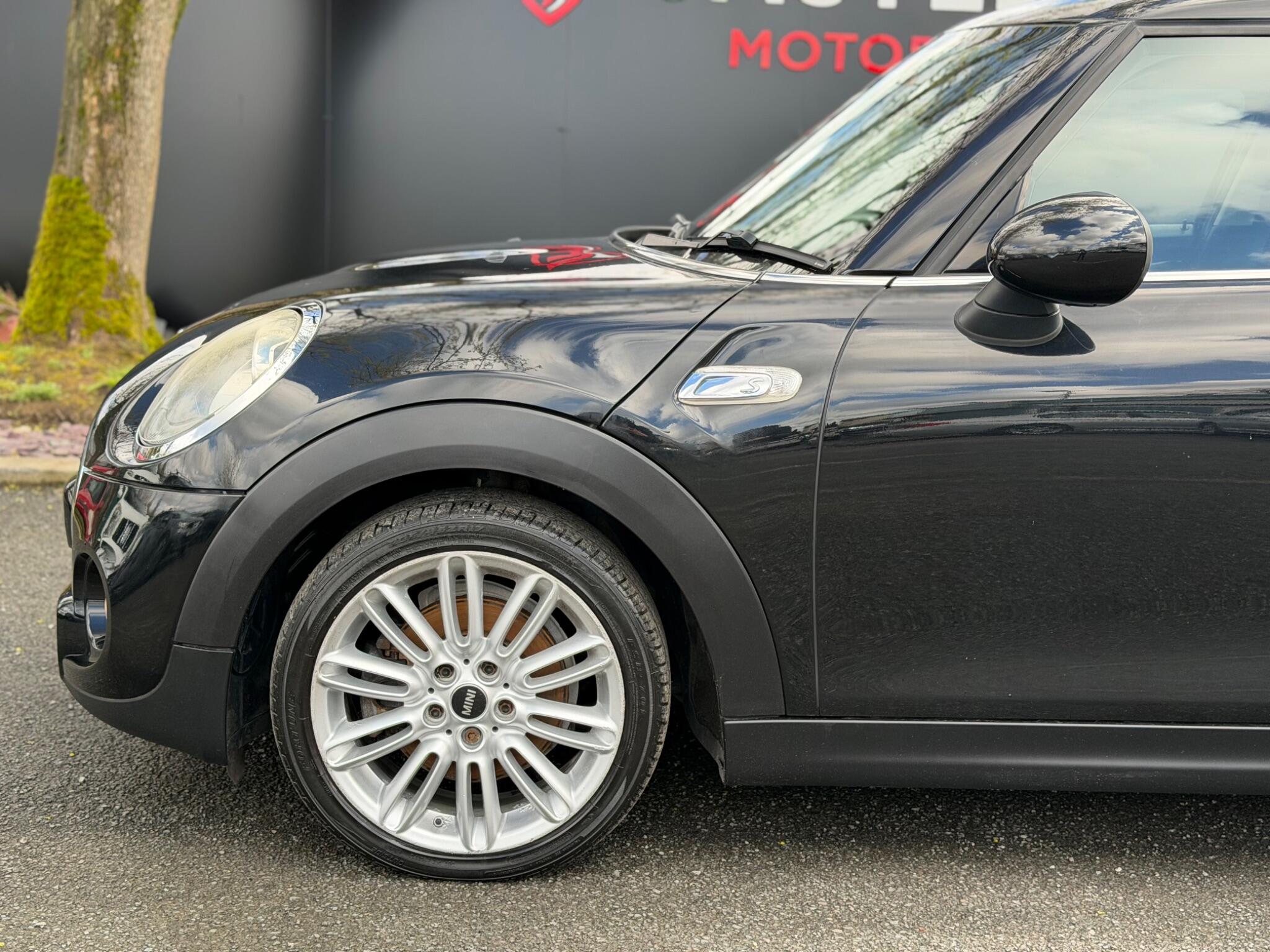 MINI Hatch - Image 9