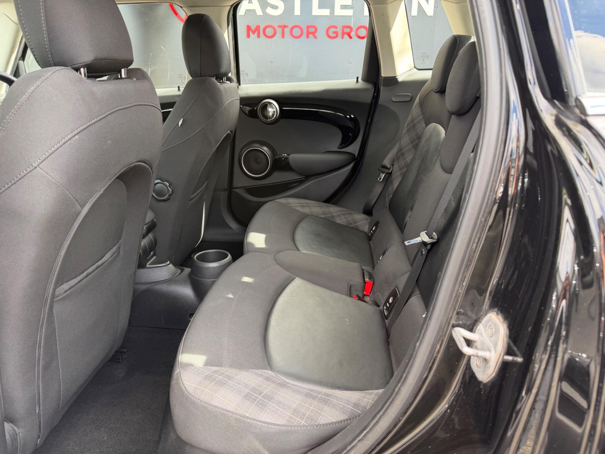 MINI Hatch - Image 11