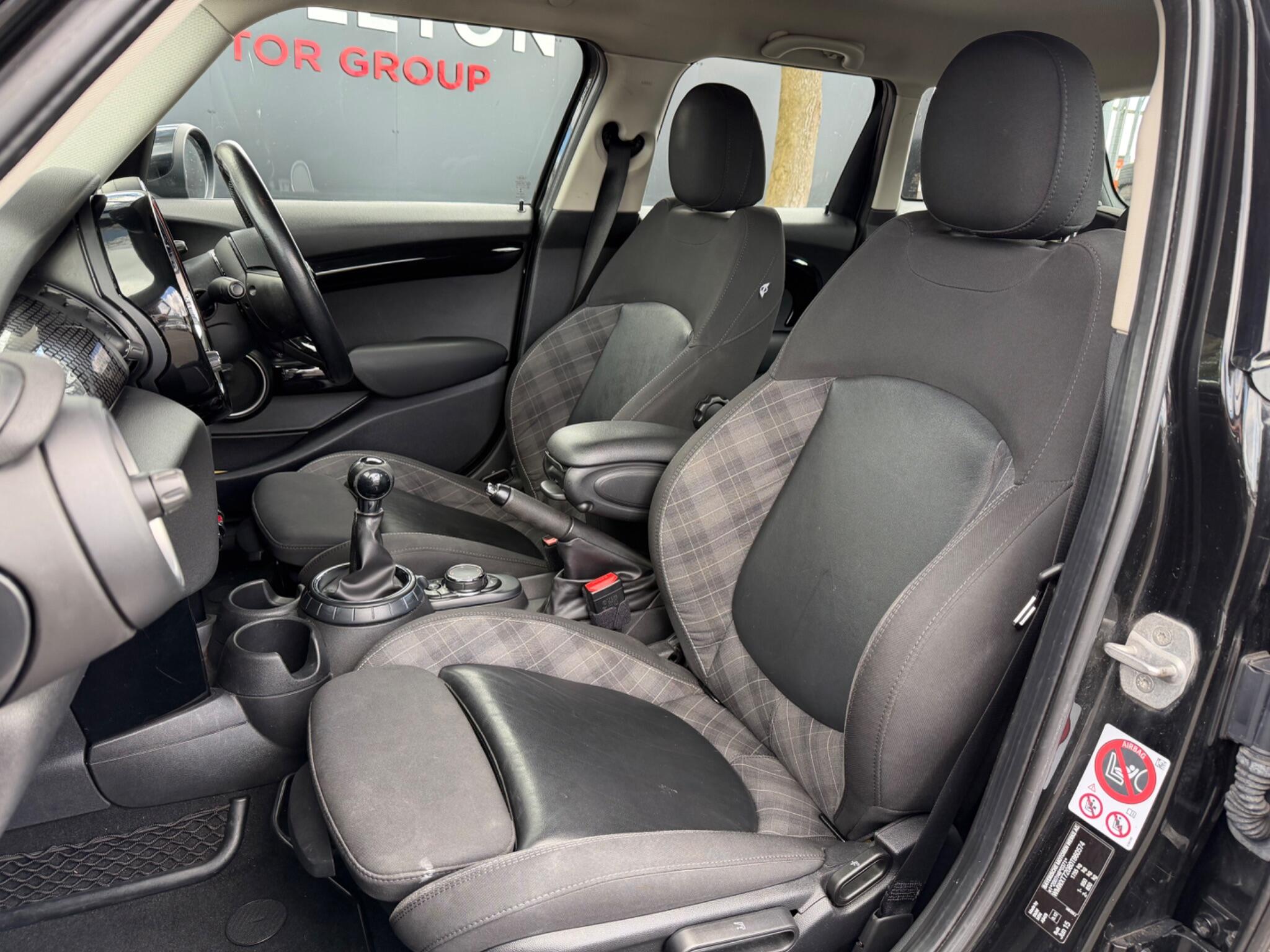 MINI Hatch - Image 12