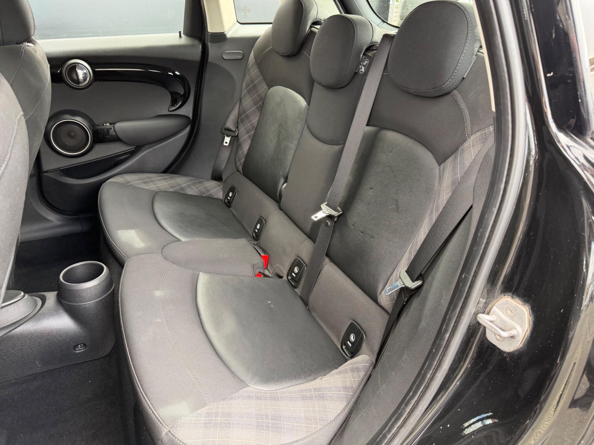 MINI Hatch - Image 16