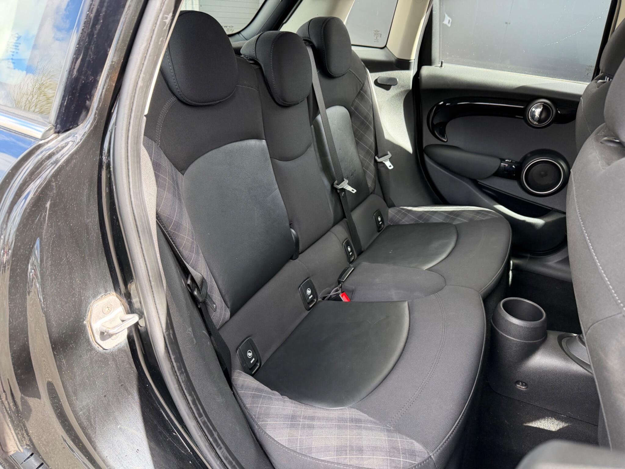 MINI Hatch - Image 17