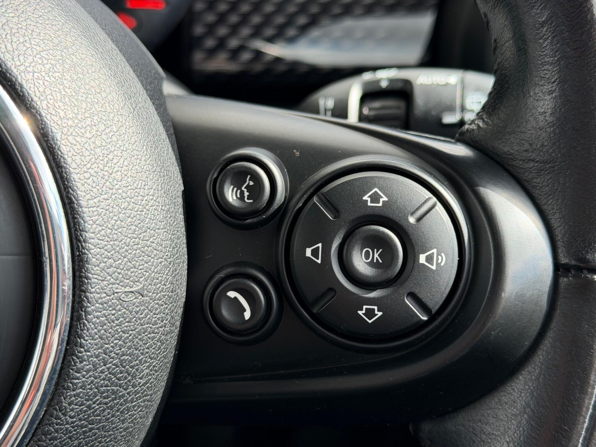 MINI Hatch - Image 28