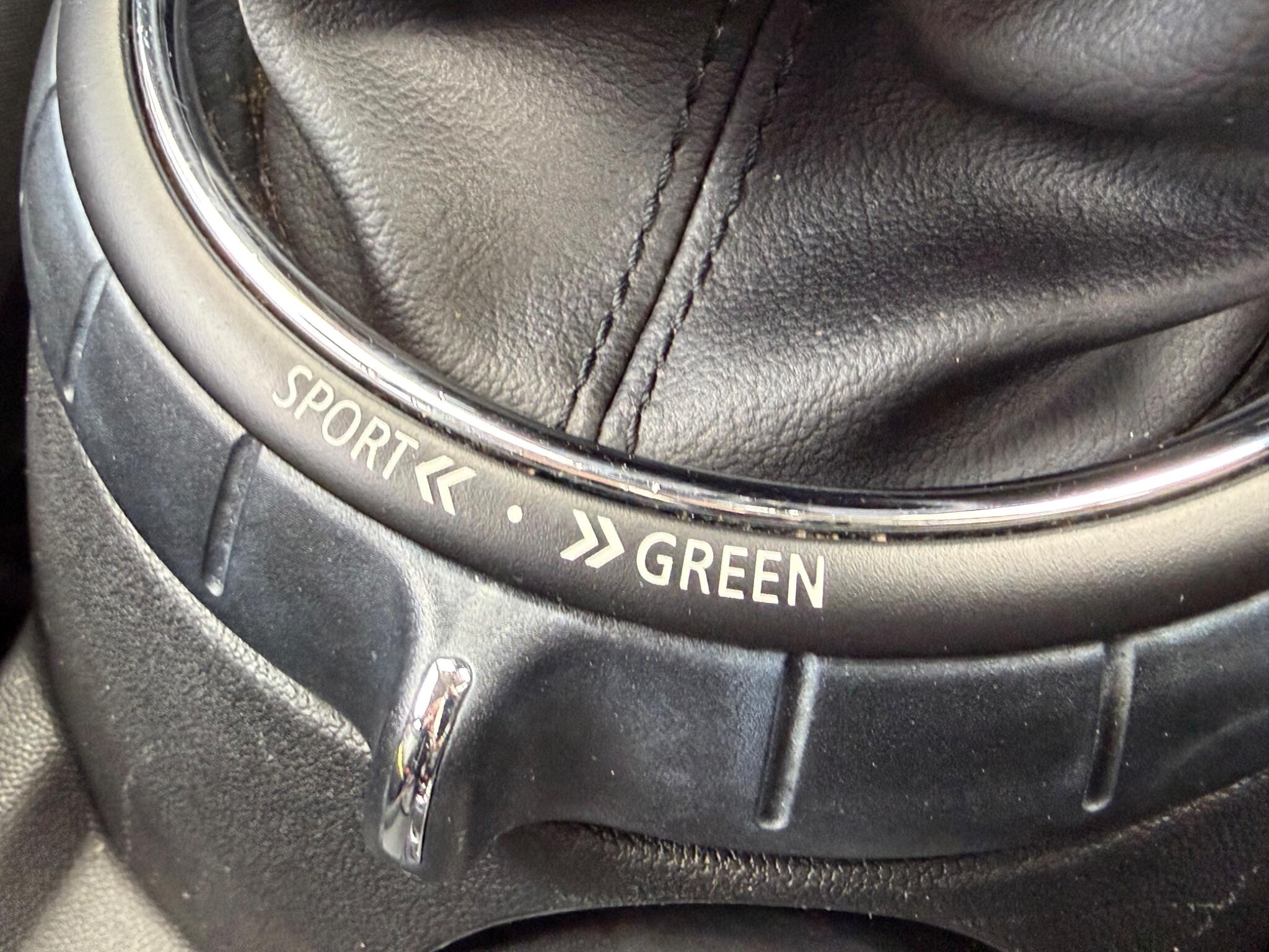 MINI Hatch - Image 30