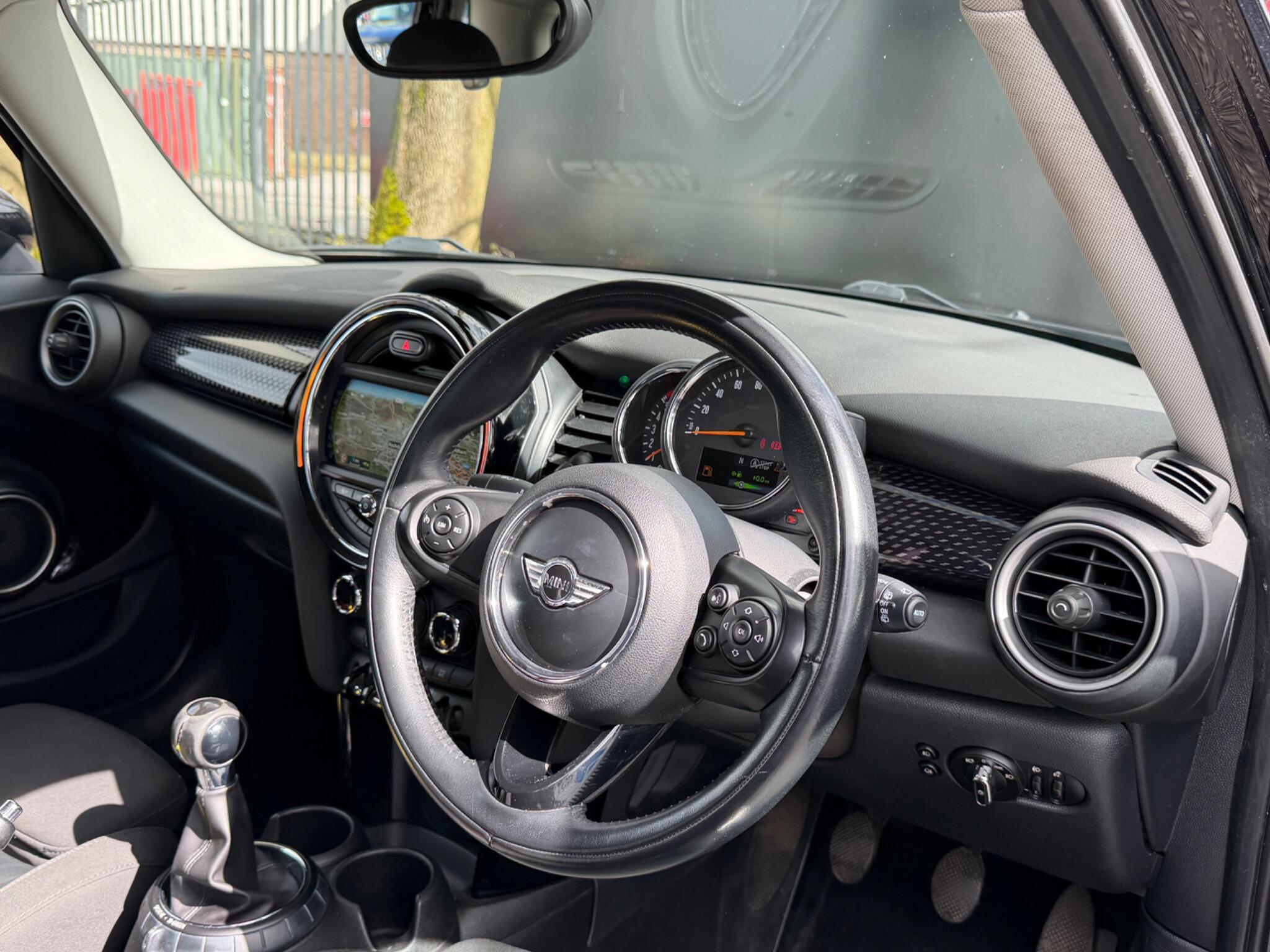 MINI Hatch - Image 49