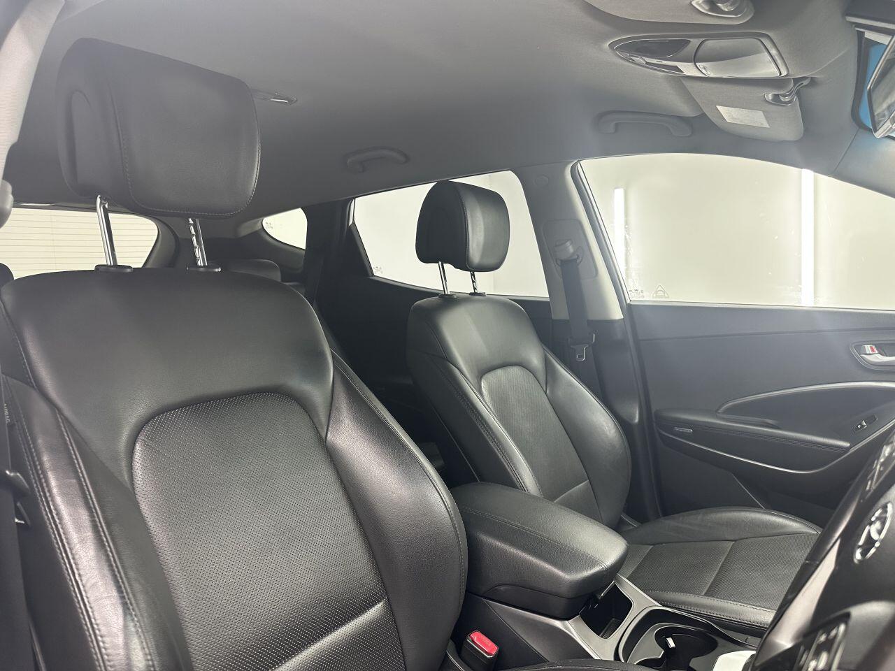 Hyundai Santa Fe - Image 2