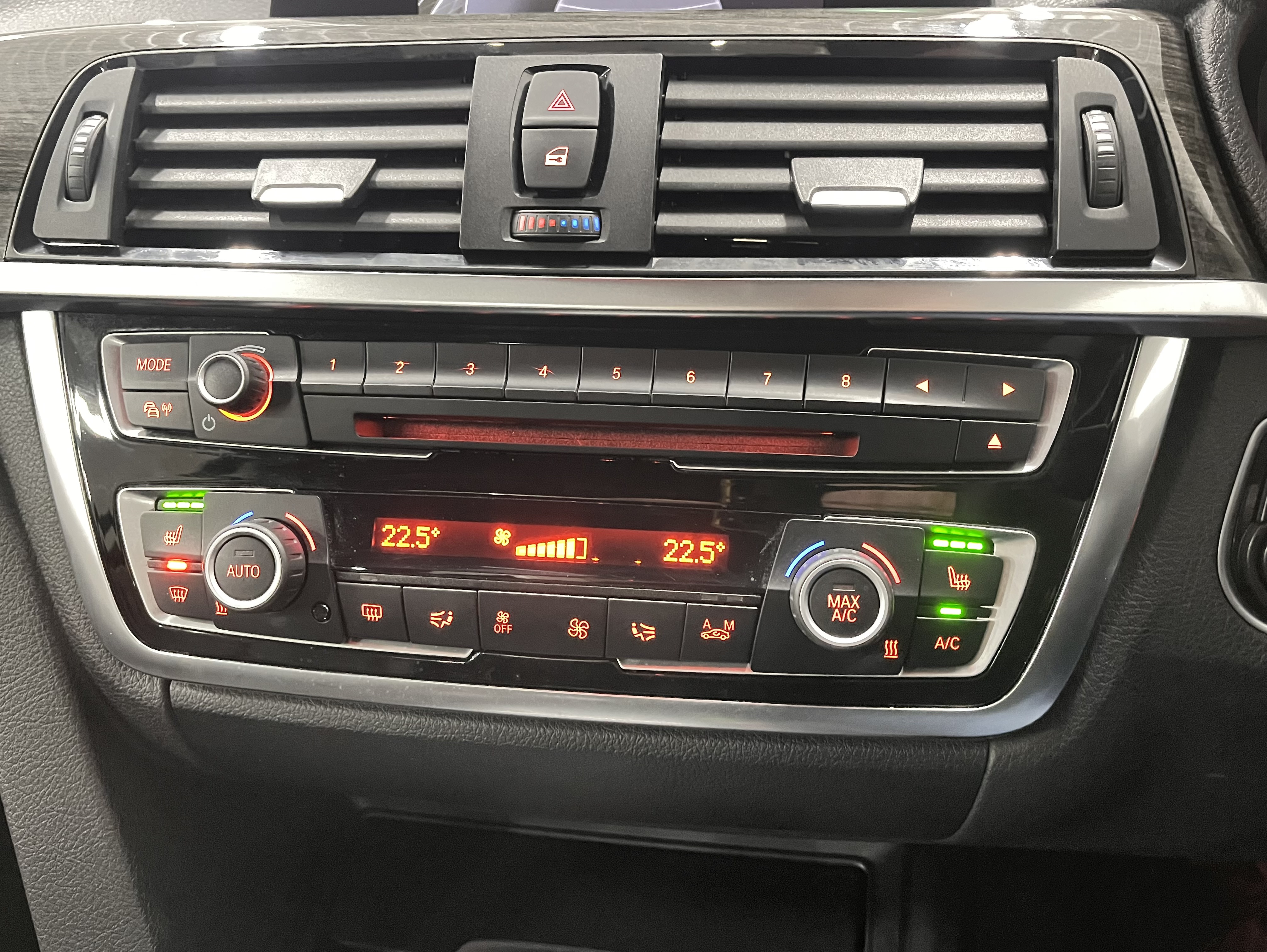 BMW 4 Series - Image 25