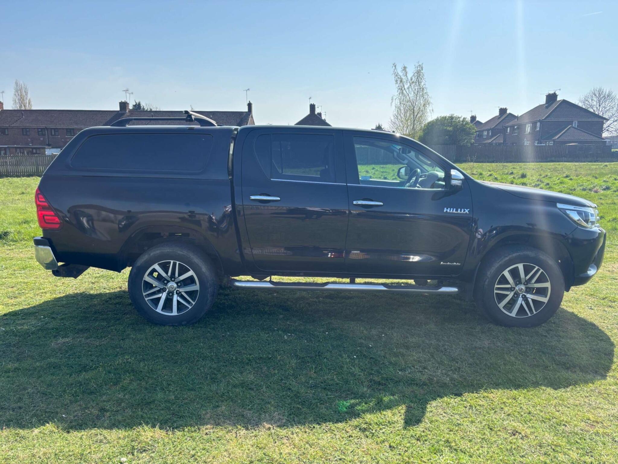 Toyota Hilux - Image 7