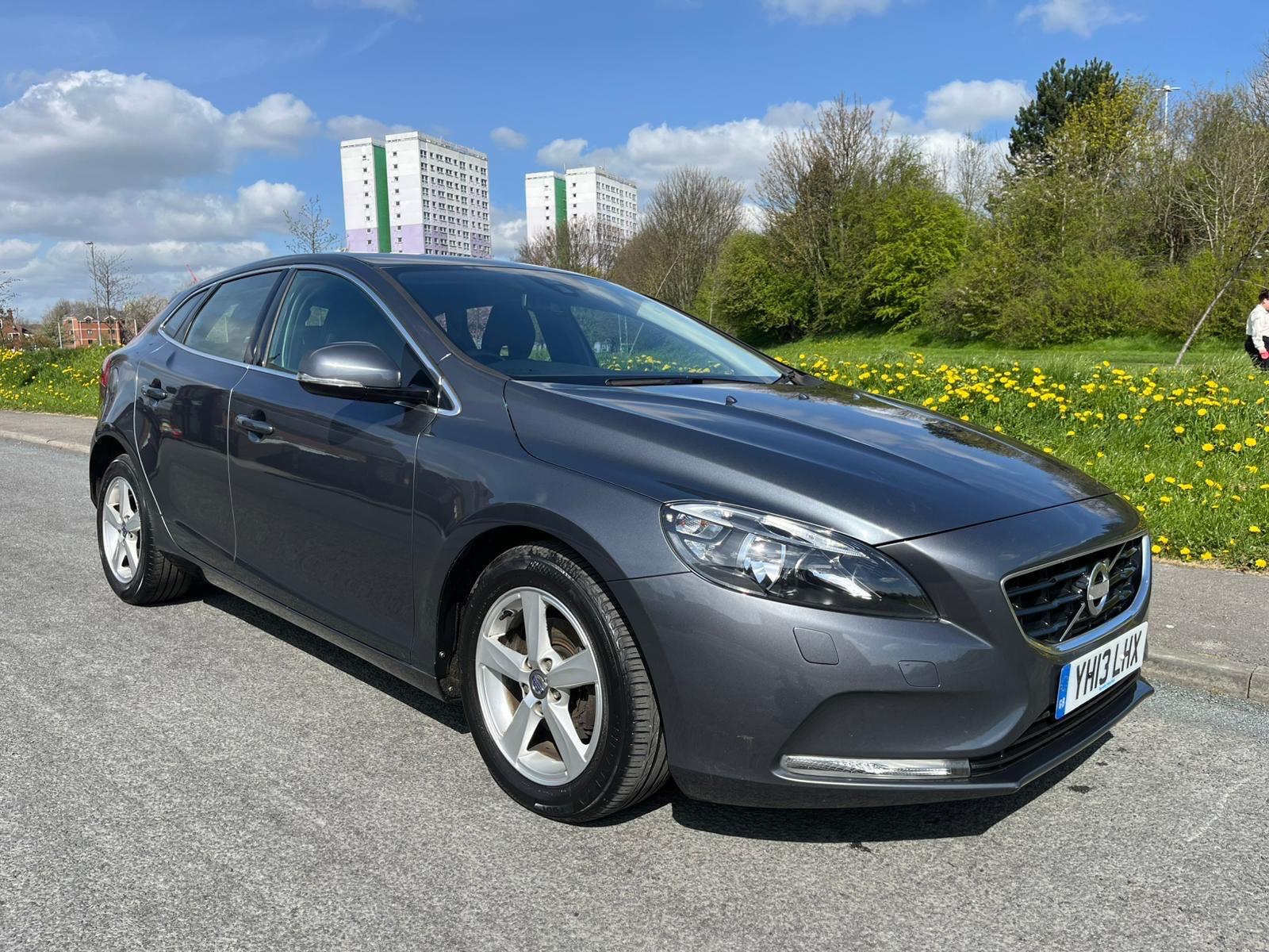 Volvo V40