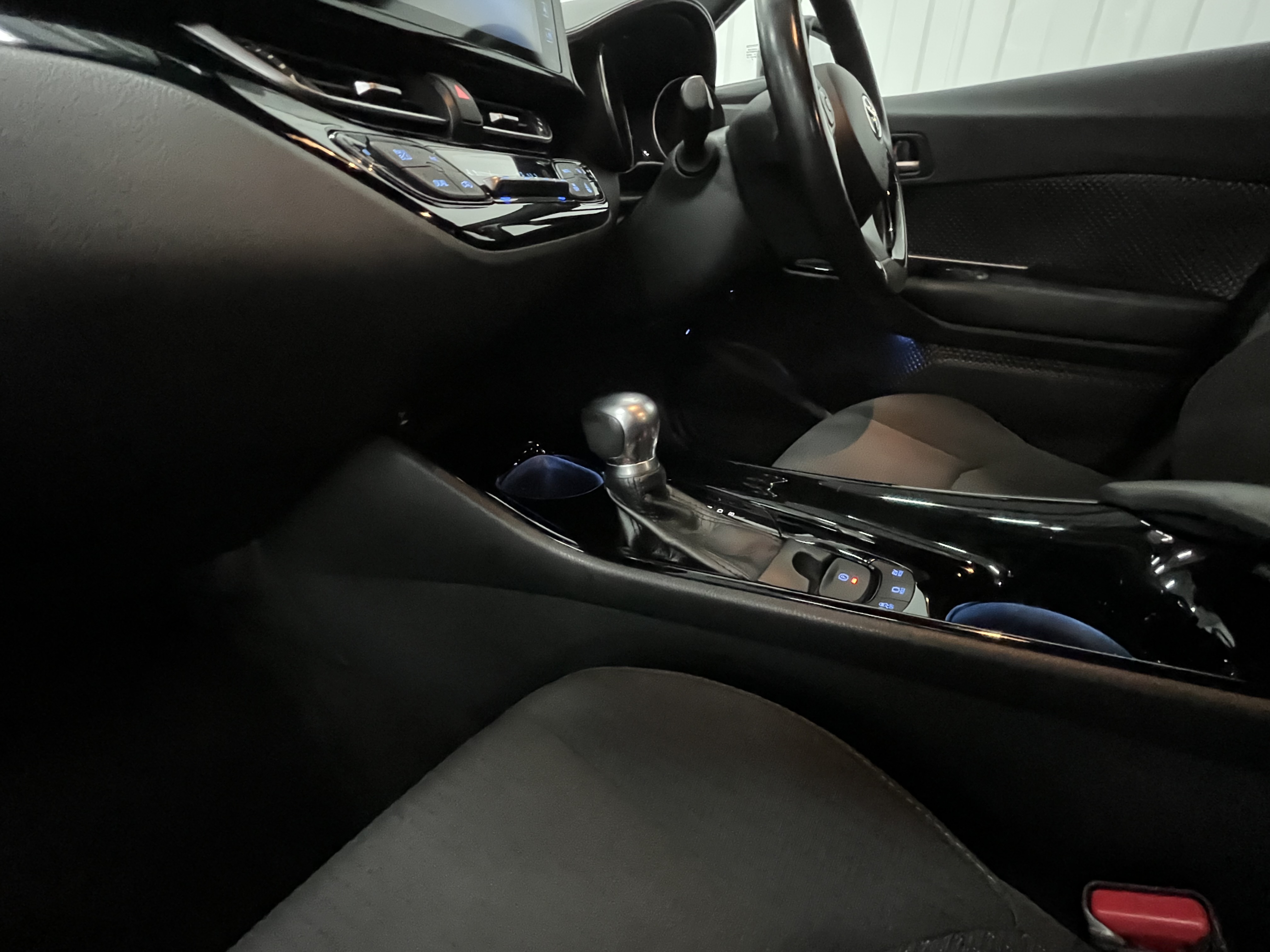 Toyota C-Hr - Image 20