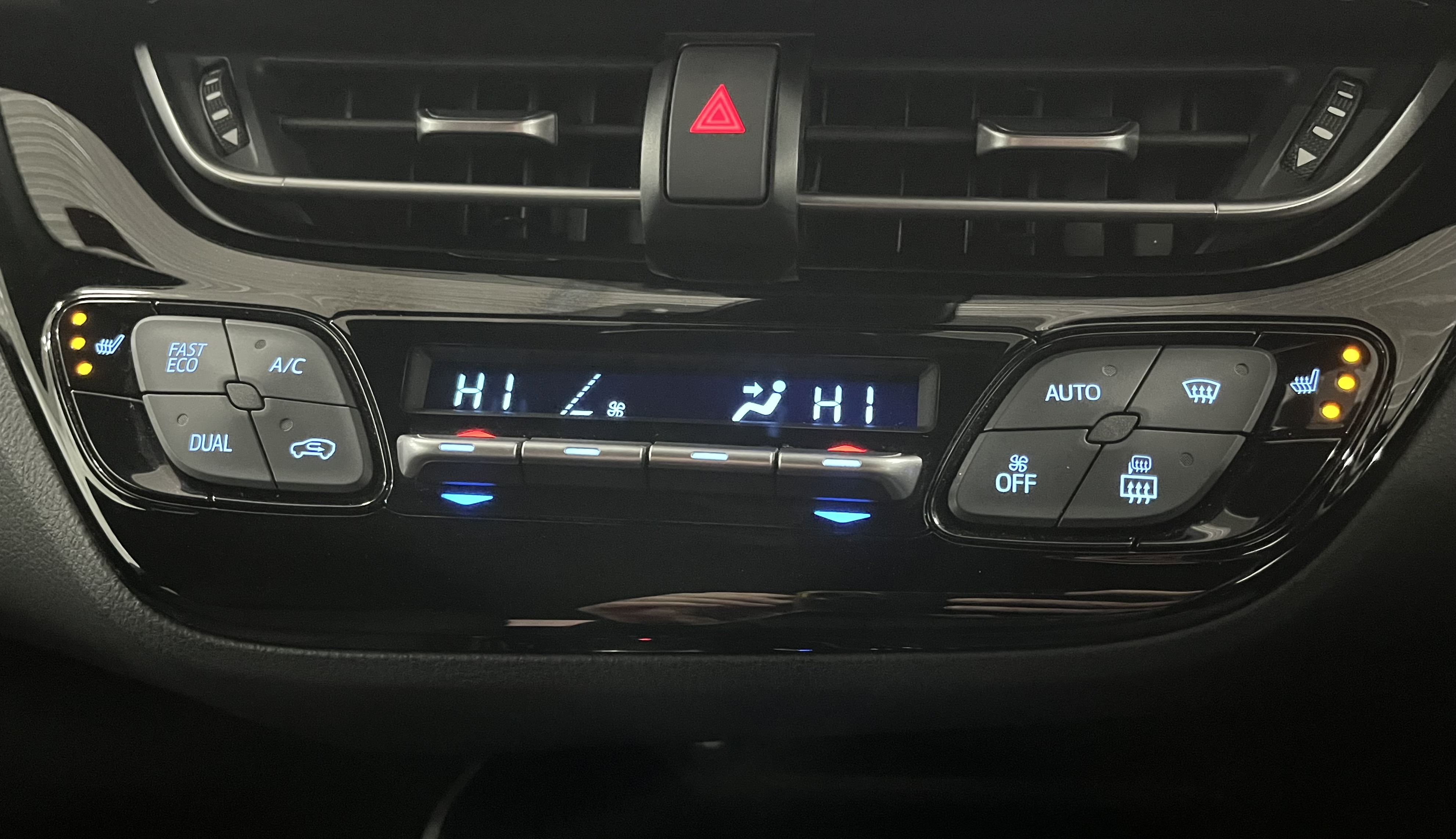 Toyota C-Hr - Image 36