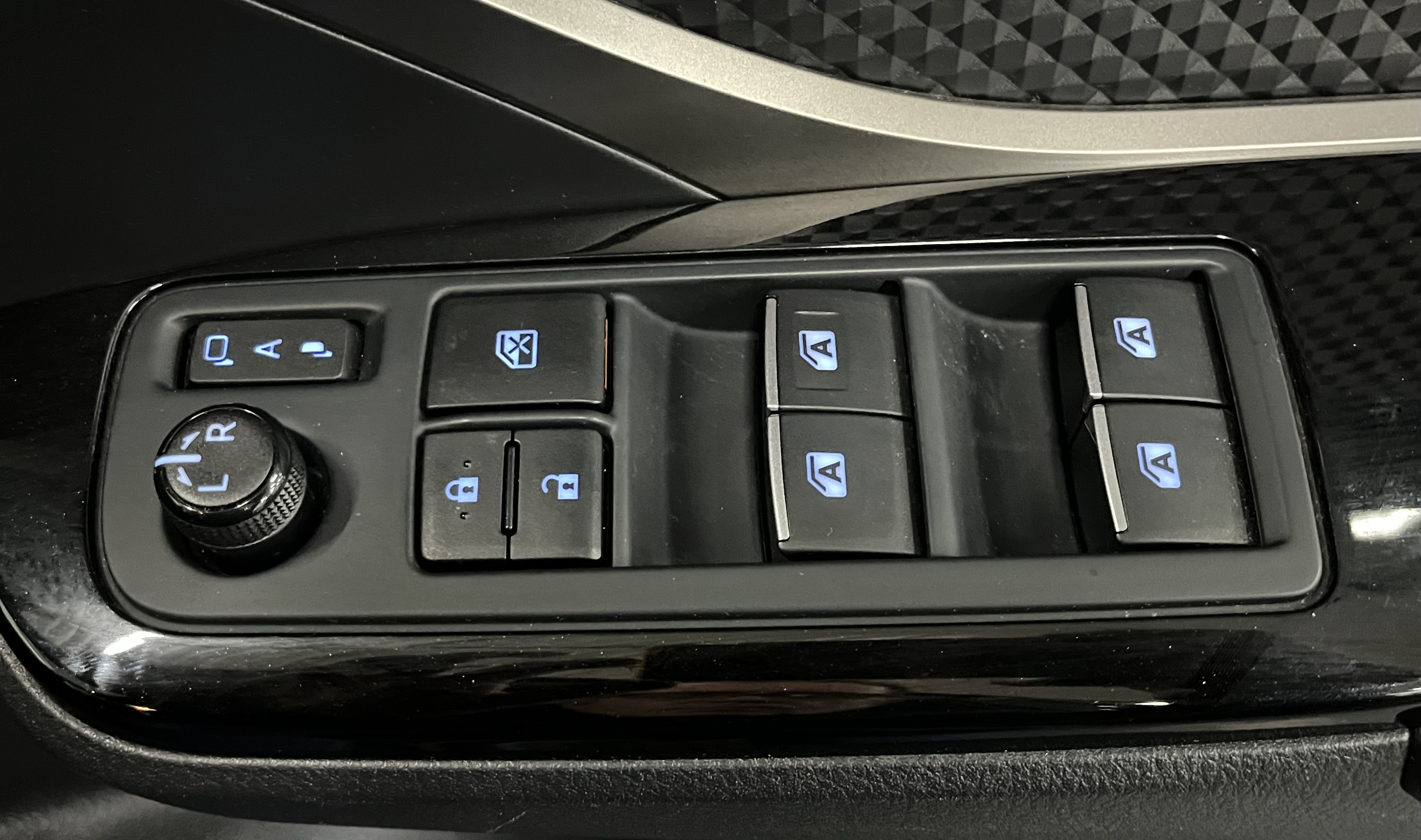 Toyota C-Hr - Image 41