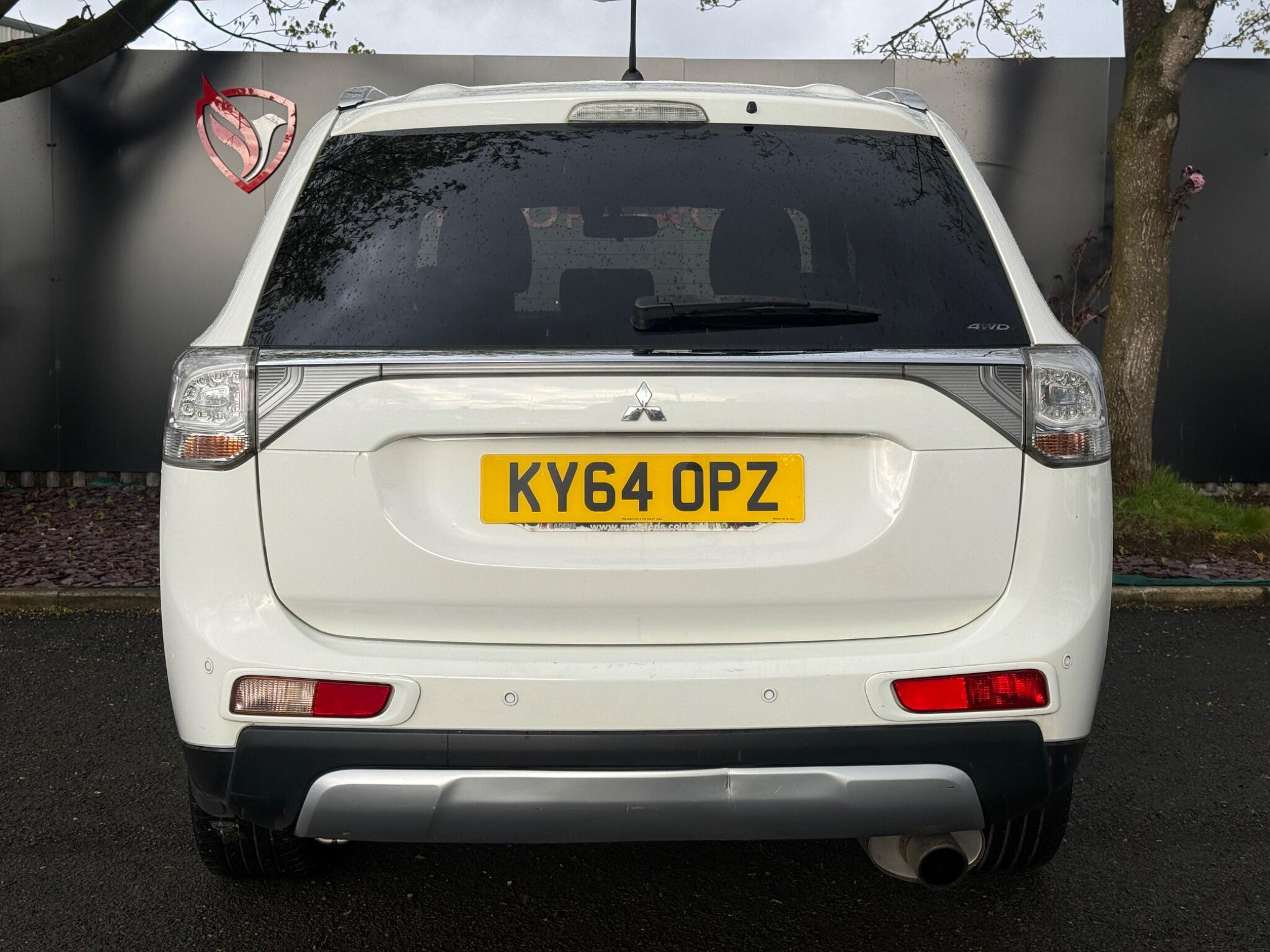 Mitsubishi Outlander - Image 11