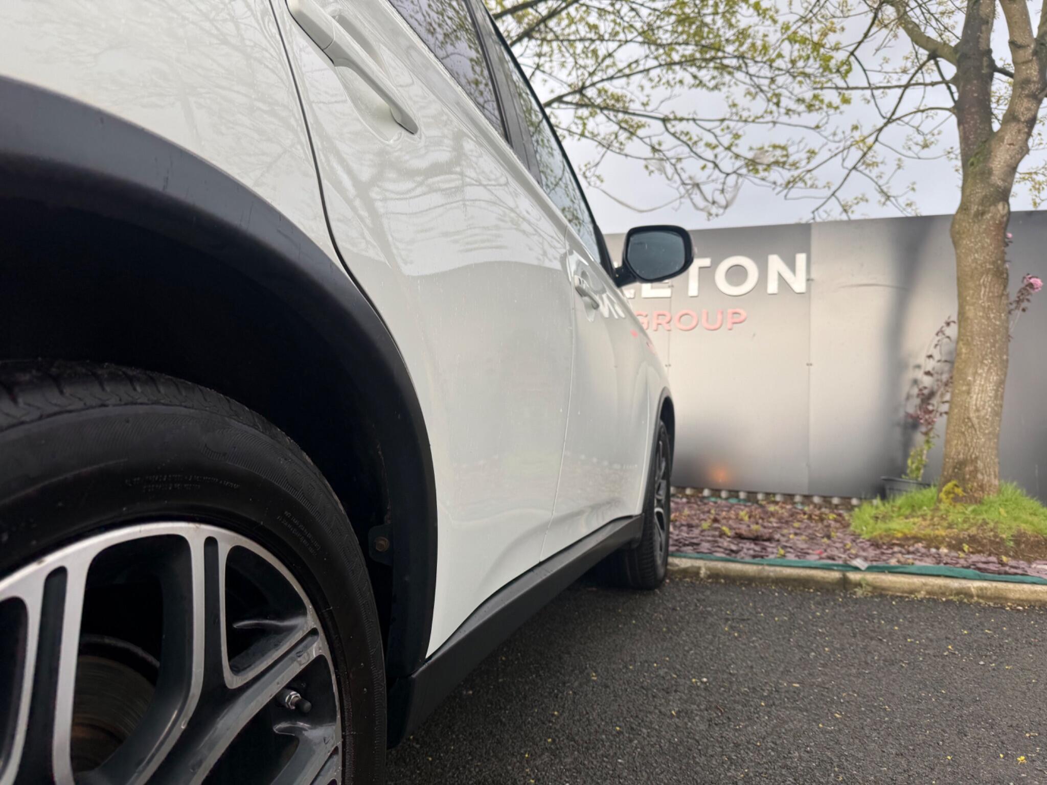 Mitsubishi Outlander - Image 19