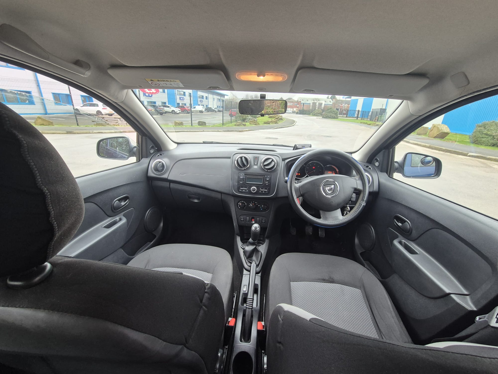 Dacia Sandero - Image 11