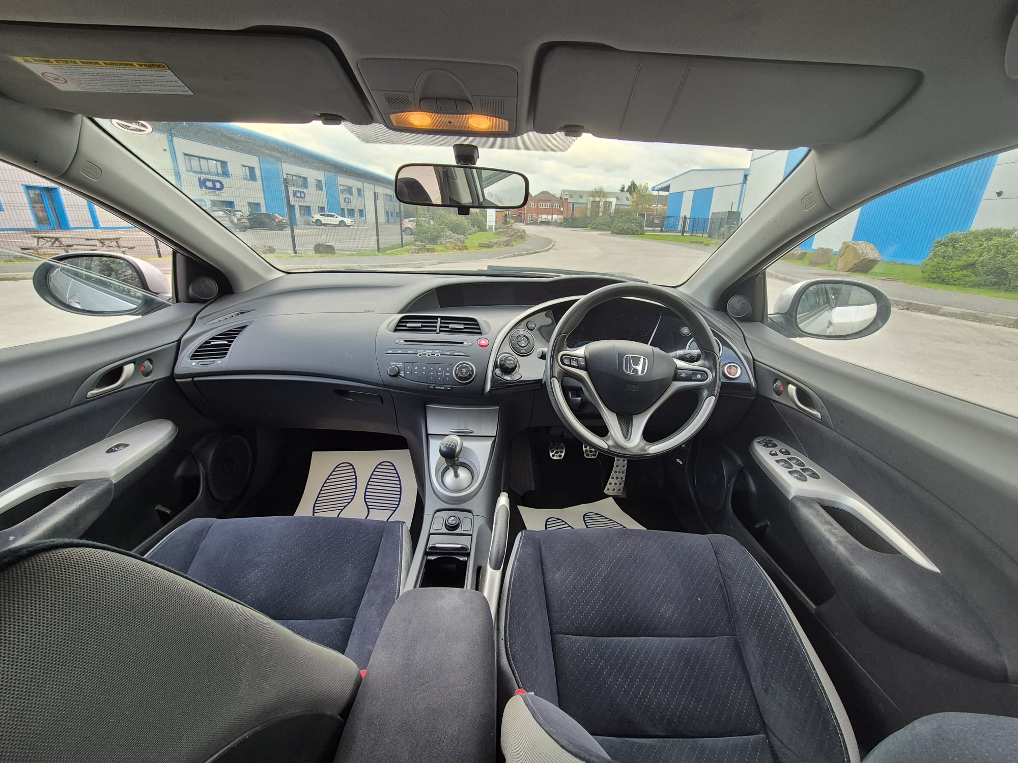 Honda Civic - Image 8