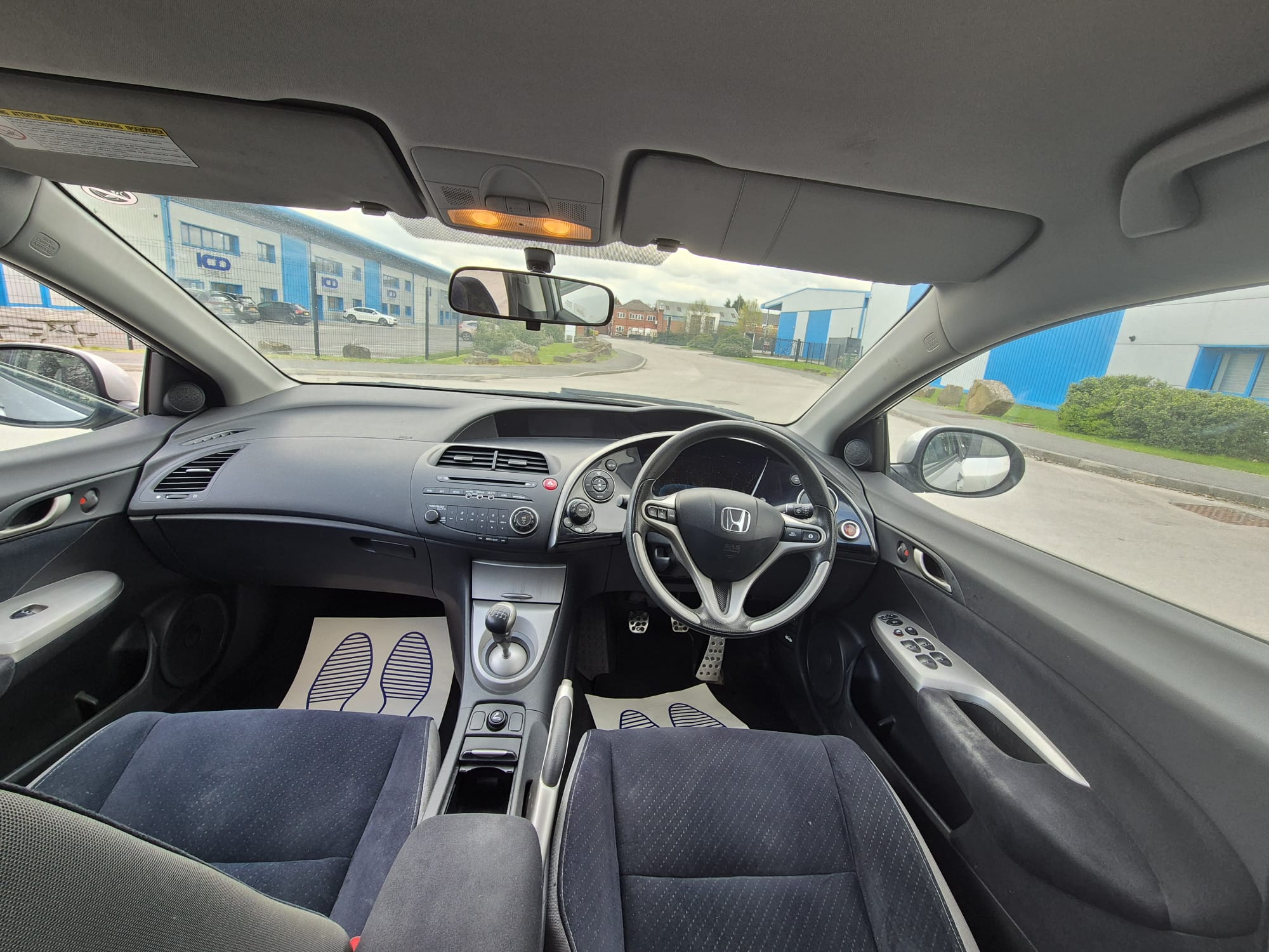 Honda Civic - Image 16