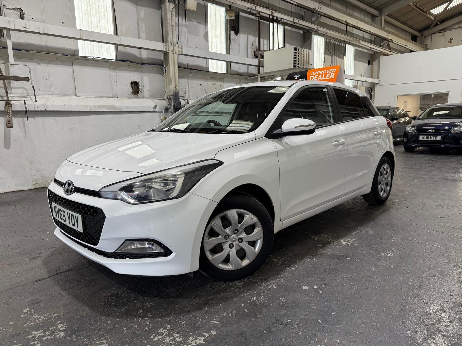 Hyundai i20 - Image 2