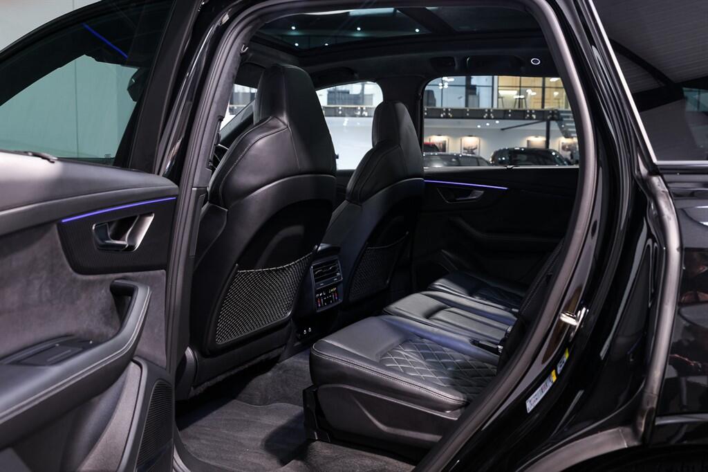 Audi SQ7 - Image 19