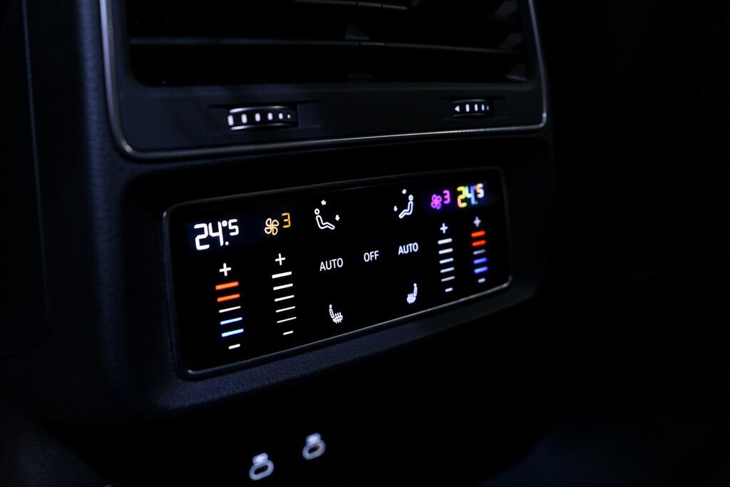 Audi SQ7 - Image 20