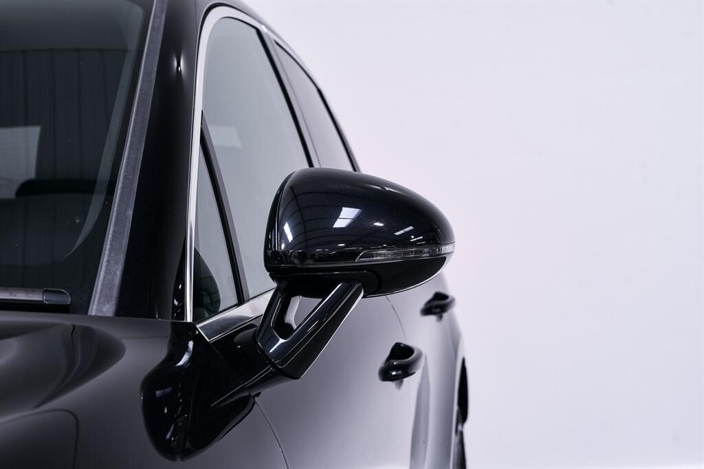 Porsche Macan - Image 8