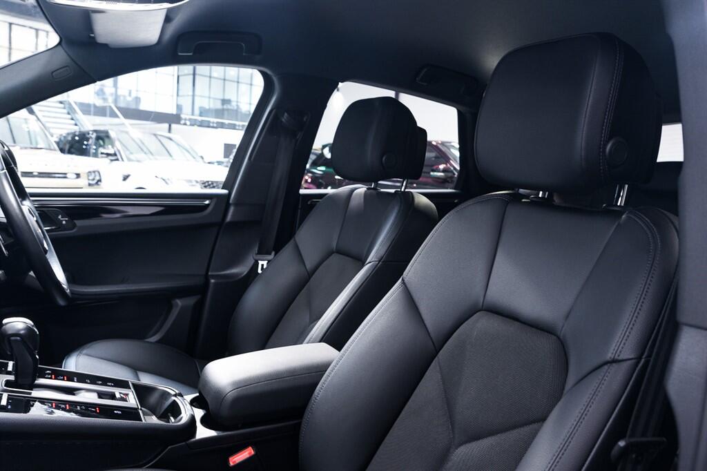 Porsche Macan - Image 14