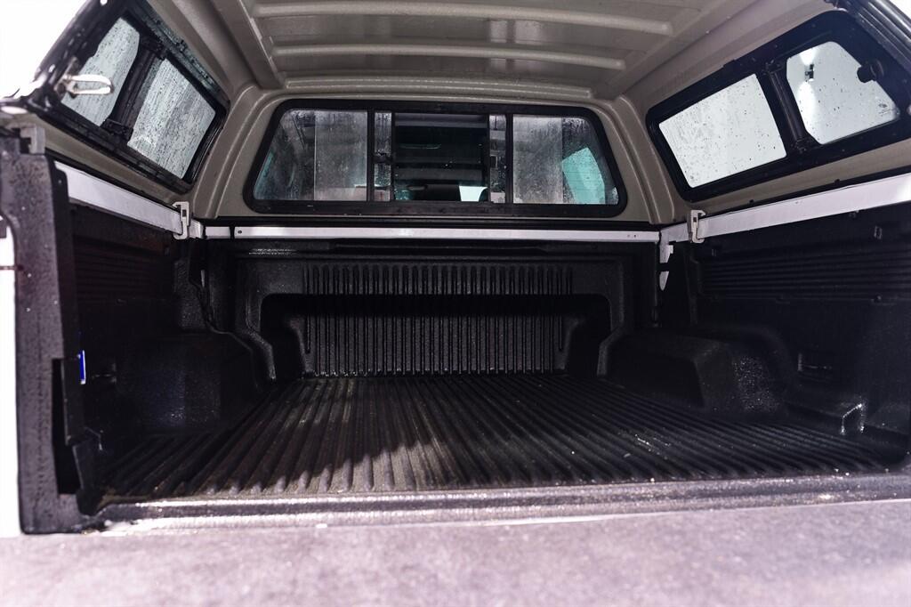 Ford Ranger - Image 42