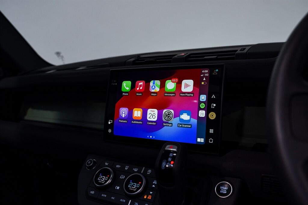 Land Rover Defender 90 - Image 22