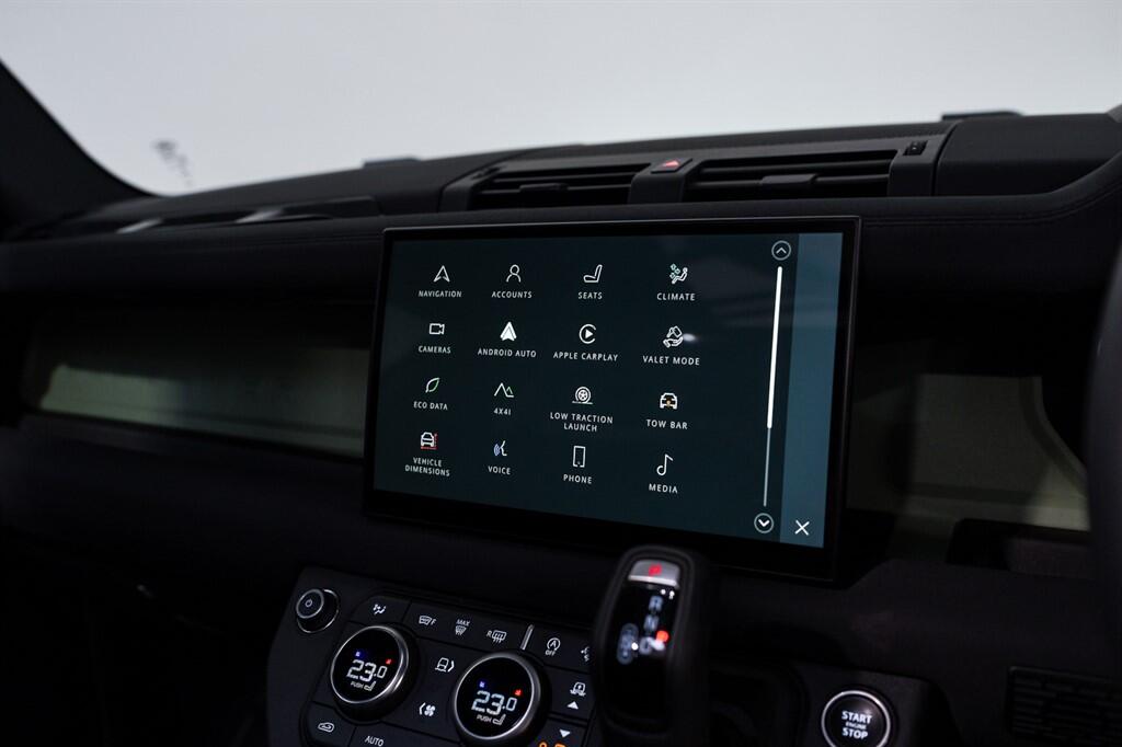 Land Rover Defender 90 - Image 24