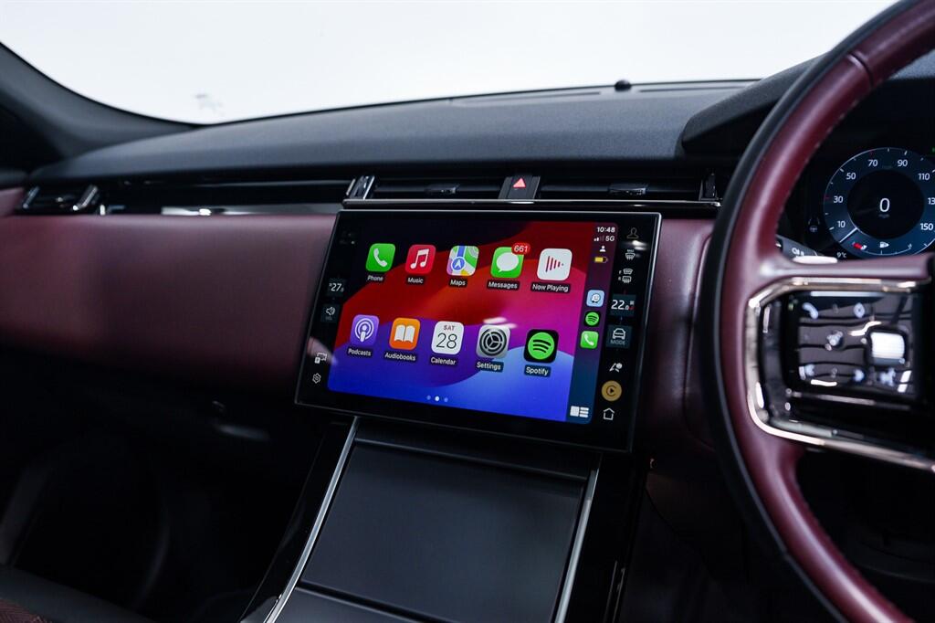 Land Rover Range Rover Velar - Image 20