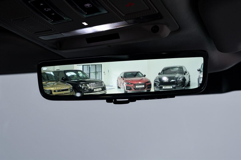 Land Rover Defender 110 - Image 26