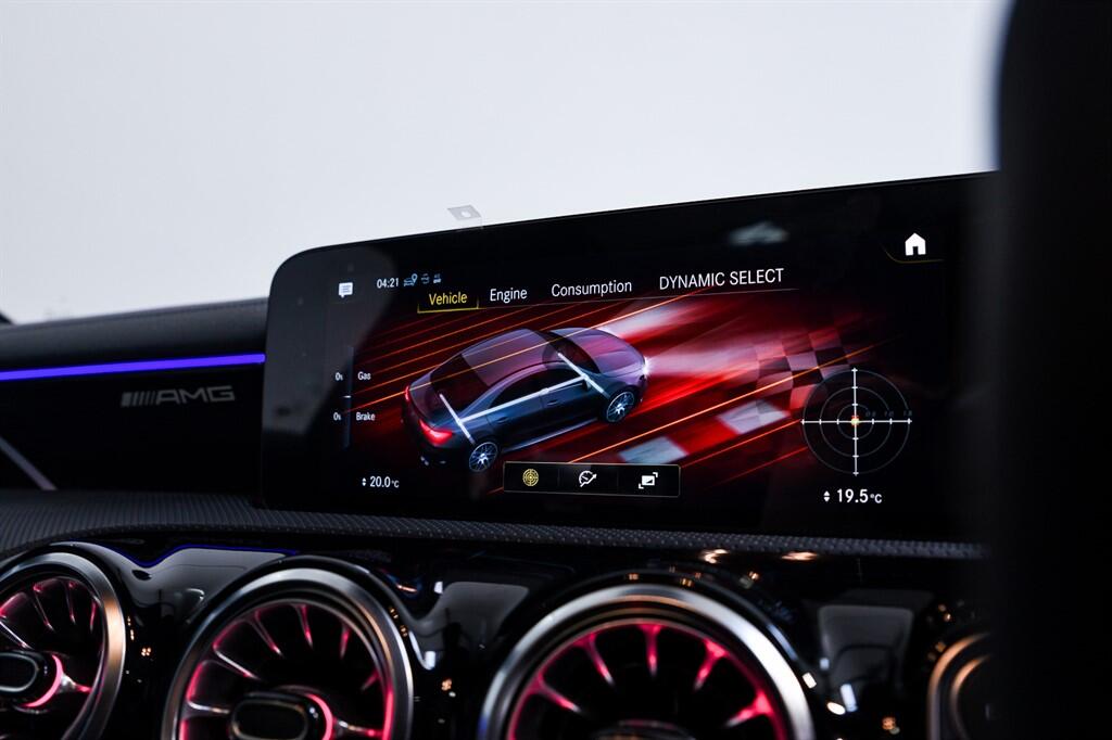 Mercedes CLA - Image 31