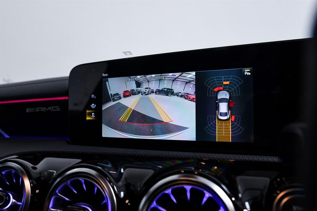 Mercedes CLA - Image 37