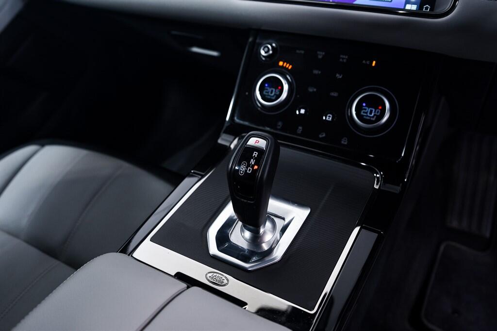 Land Rover Range Rover Evoque - Image 19