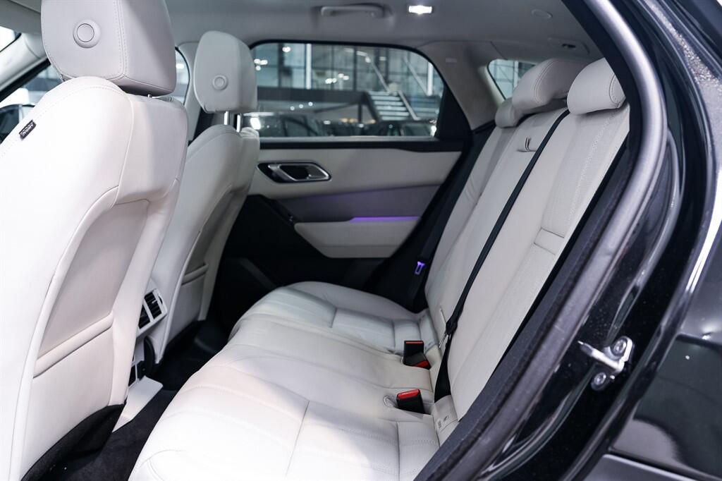 Land Rover Range Rover Velar - Image 15