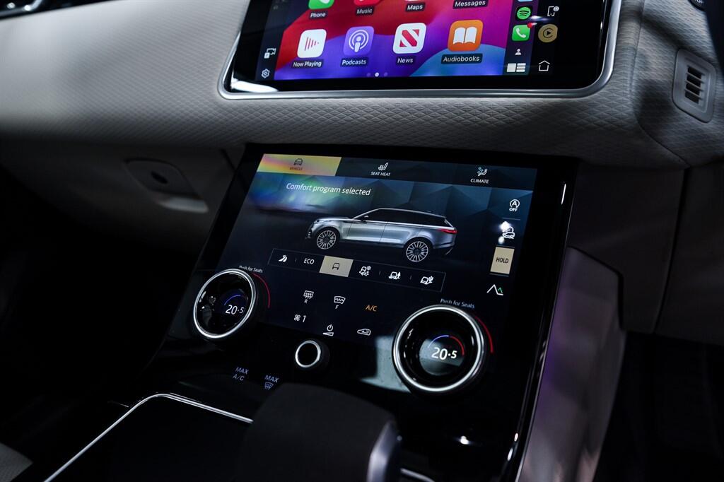 Land Rover Range Rover Velar - Image 17