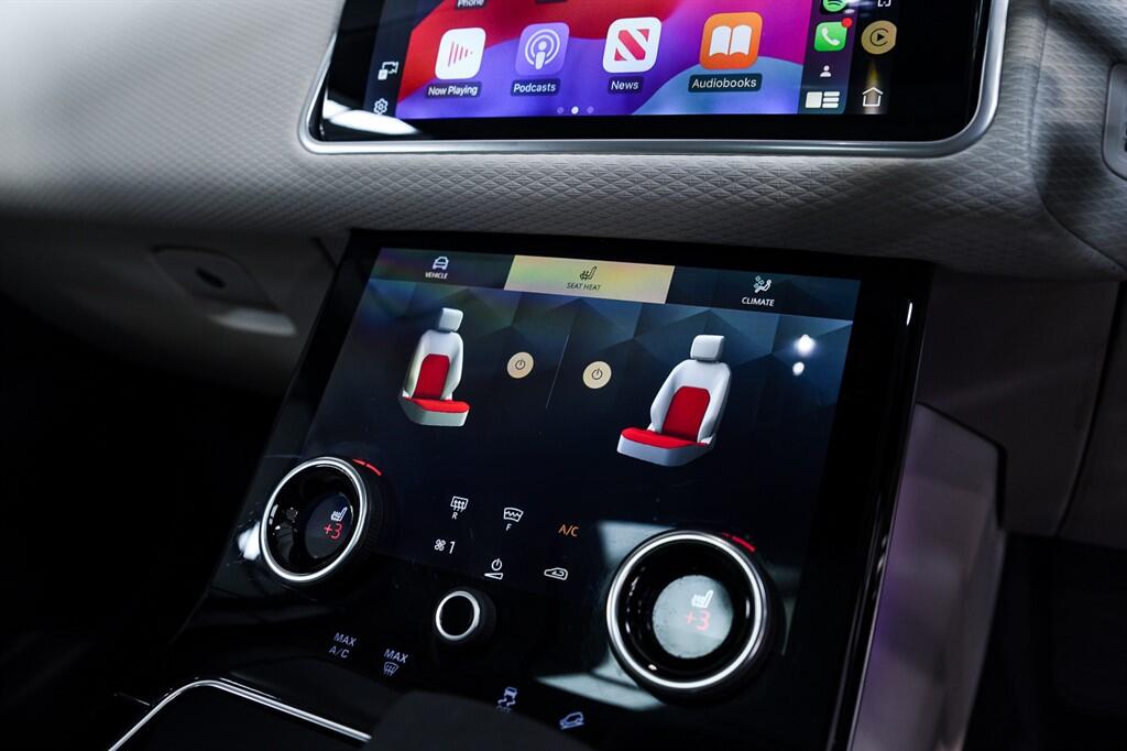 Land Rover Range Rover Velar - Image 18