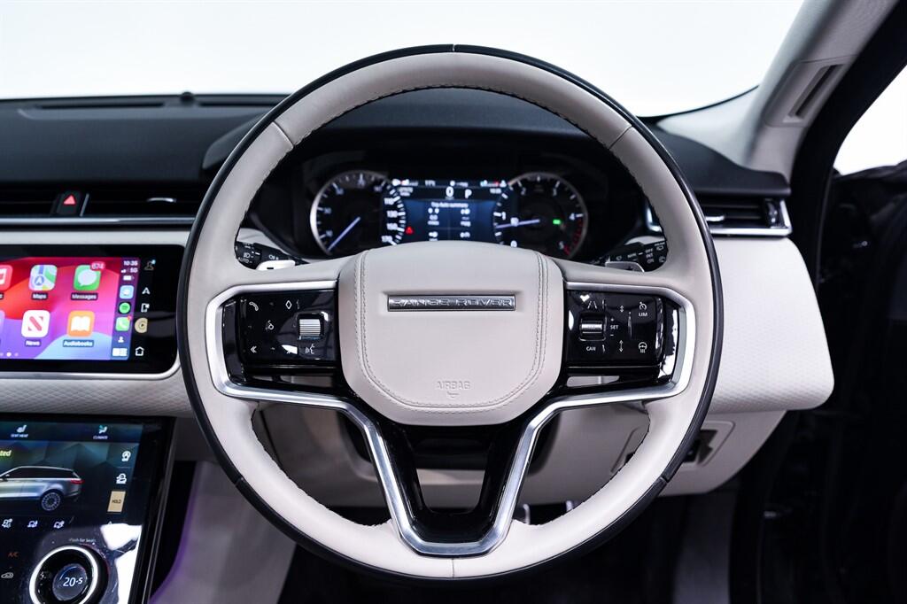 Land Rover Range Rover Velar - Image 25