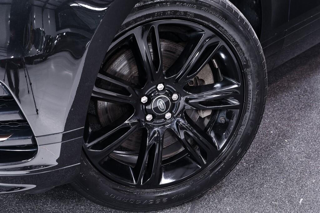 Land Rover Range Rover Velar - Image 34
