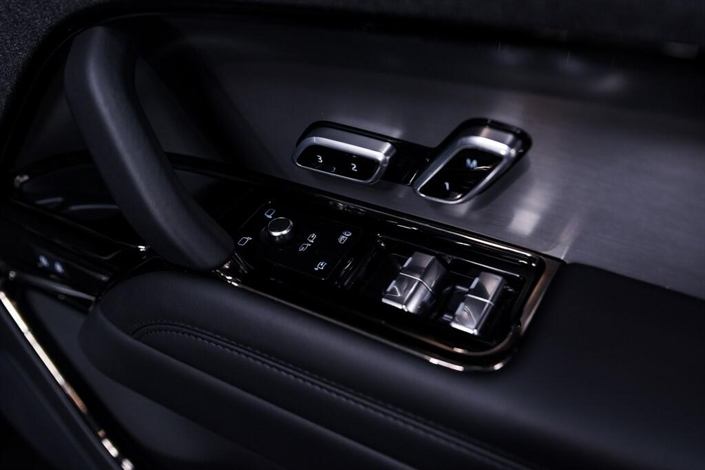 Land Rover RANGE ROVER SPORT - Image 20