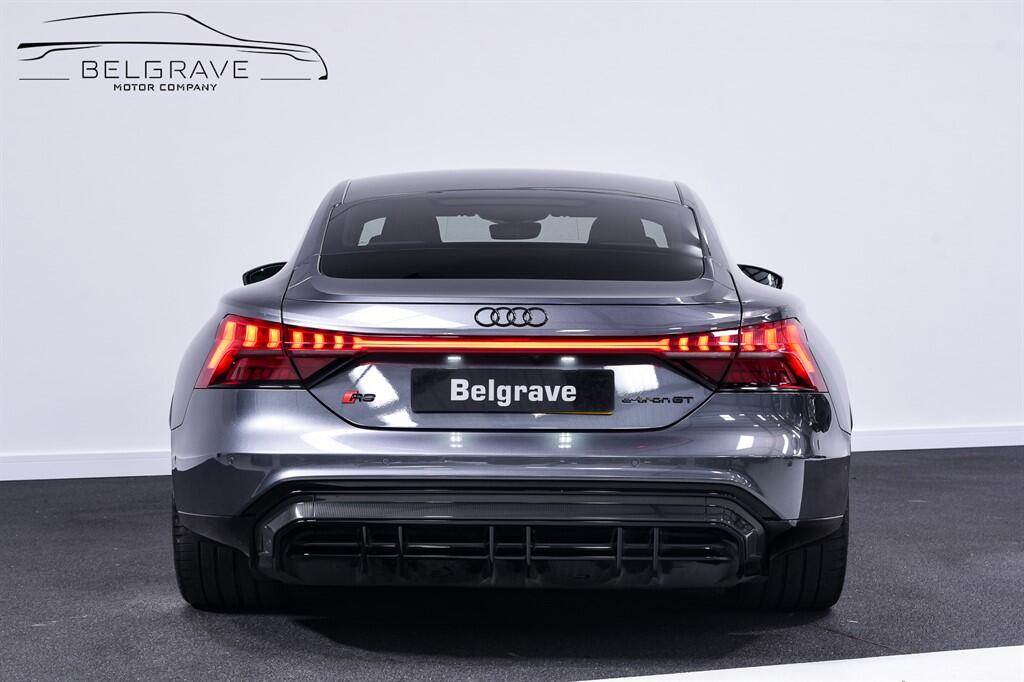 Audi RS e-tron GT - Image 6