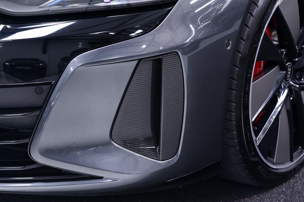 Audi RS e-tron GT - Image 9