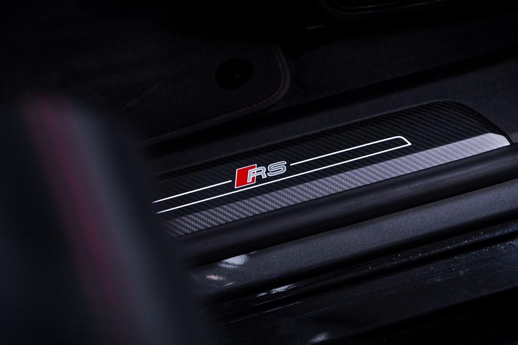 Audi RS e-tron GT - Image 21