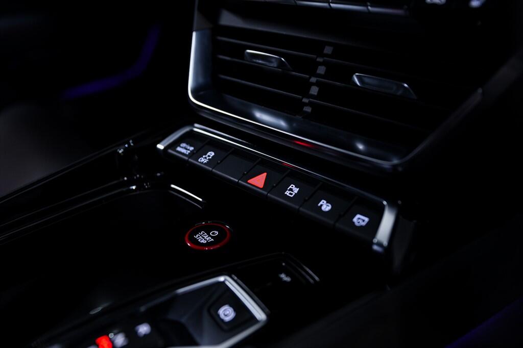 Audi RS e-tron GT - Image 25