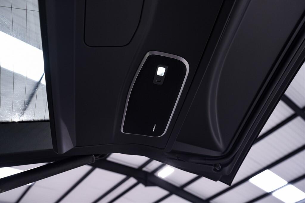 Land Rover Range Rover - Image 13