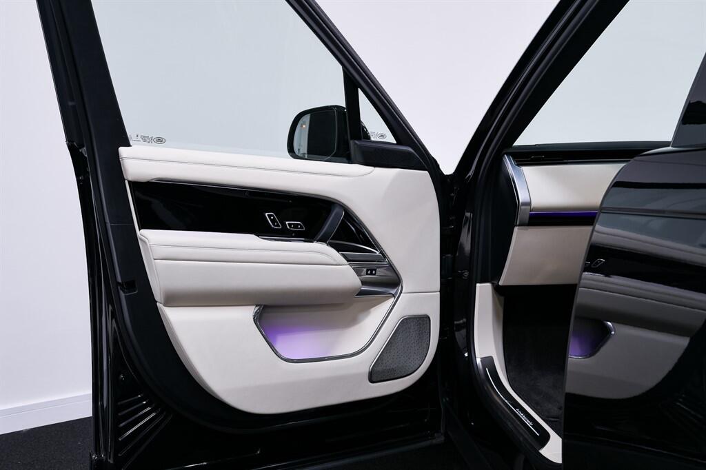 Land Rover Range Rover - Image 17