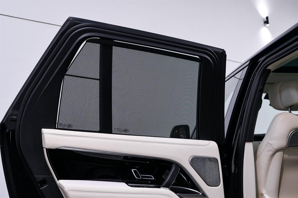 Land Rover Range Rover - Image 19